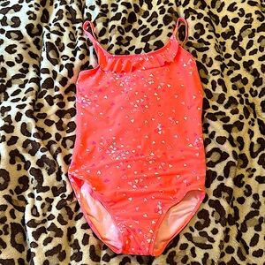New W/O tags girl’s OSHKOSH B’GOSH one-piece heart swimsuit.
